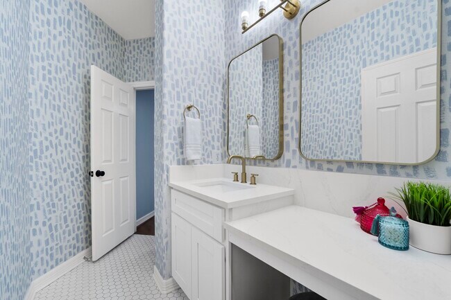 Building Photo - 3011 Manchester Cove