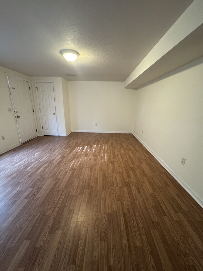 Building Photo - 1416 Highland Ave