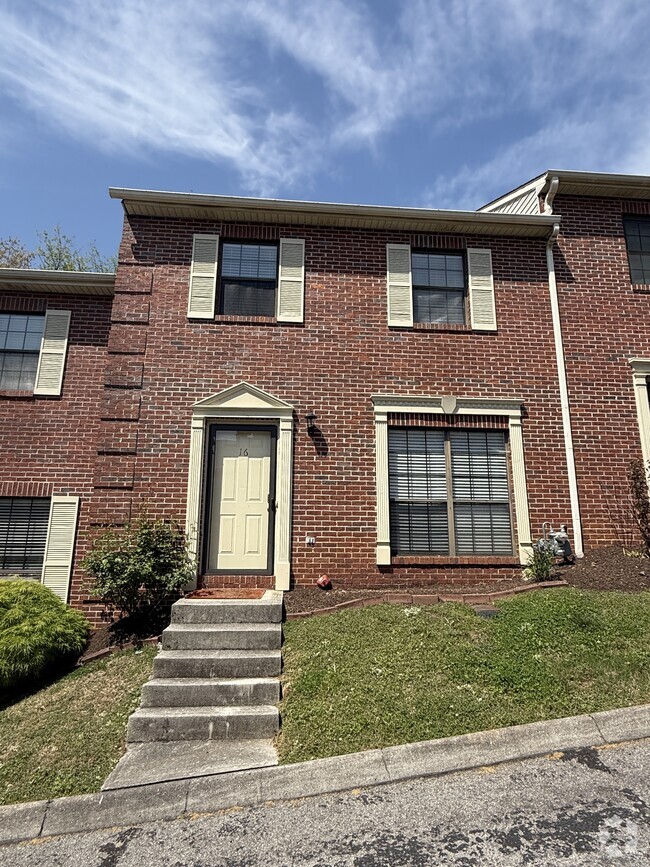 Building Photo - 437 S Gallaher View Rd