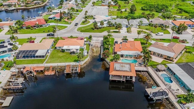 Building Photo - 5021 Porpoise Pl