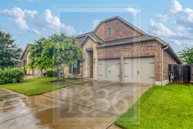 Building Photo - 308 Lacey Oak Lp