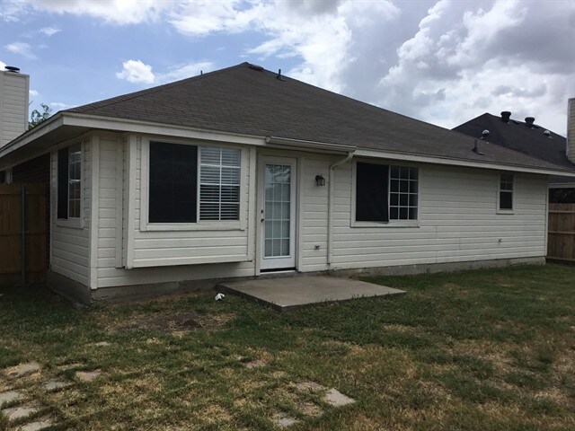 Building Photo - 7928 Cannonwood Dr