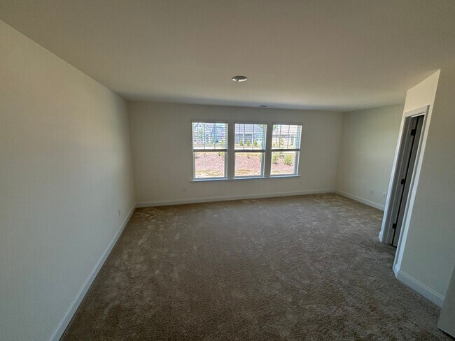 Building Photo - 814 Kensley Grv Ln