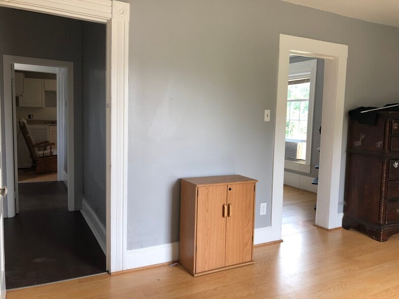 Building Photo - 258 Munford St