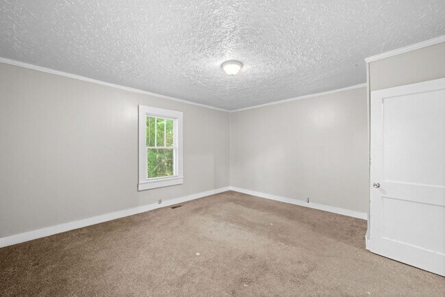 Building Photo - 3 bedroom 1 bath home for rent in Glencoe.