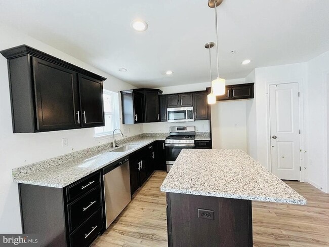 Building Photo - 122 Copperleaf Dr