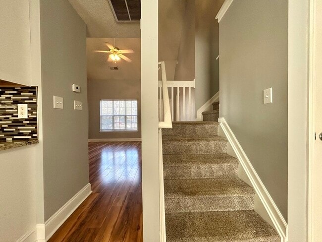 Building Photo - 7686 Petrea Ln