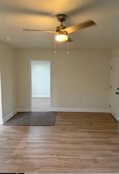 Primary Photo - 6254 CA-104