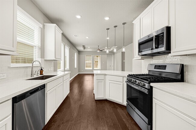 Building Photo - 8458 Harrington Grv Trl