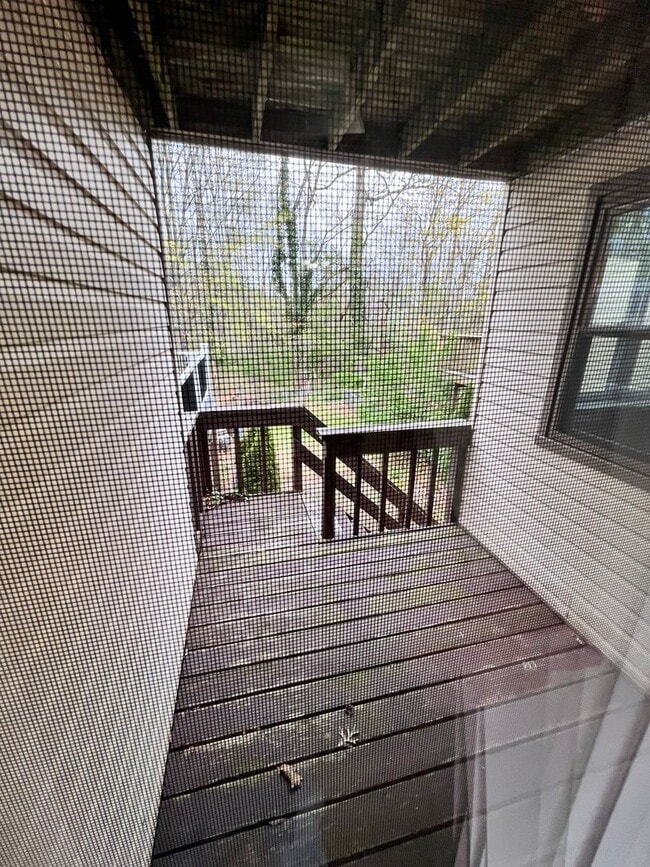 Building Photo - 2 Bd / 1.5 Bth Townhouse in Stover Mill