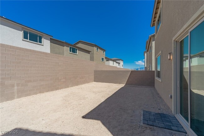 Building Photo - 7341 Legacy Pt St