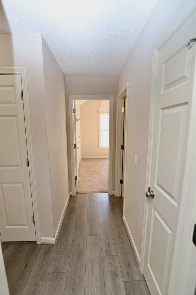 Building Photo - 2605 Turningleaf Ln