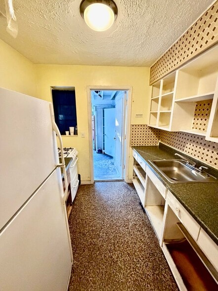 Building Photo - 1101 N Federal Hwy