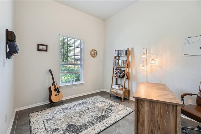 Building Photo - 658 Cherrystone Loop