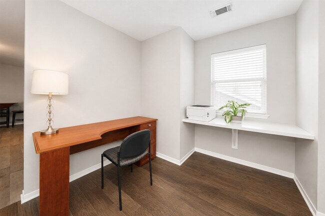 Building Photo - 17435 S Summit Canyon Dr