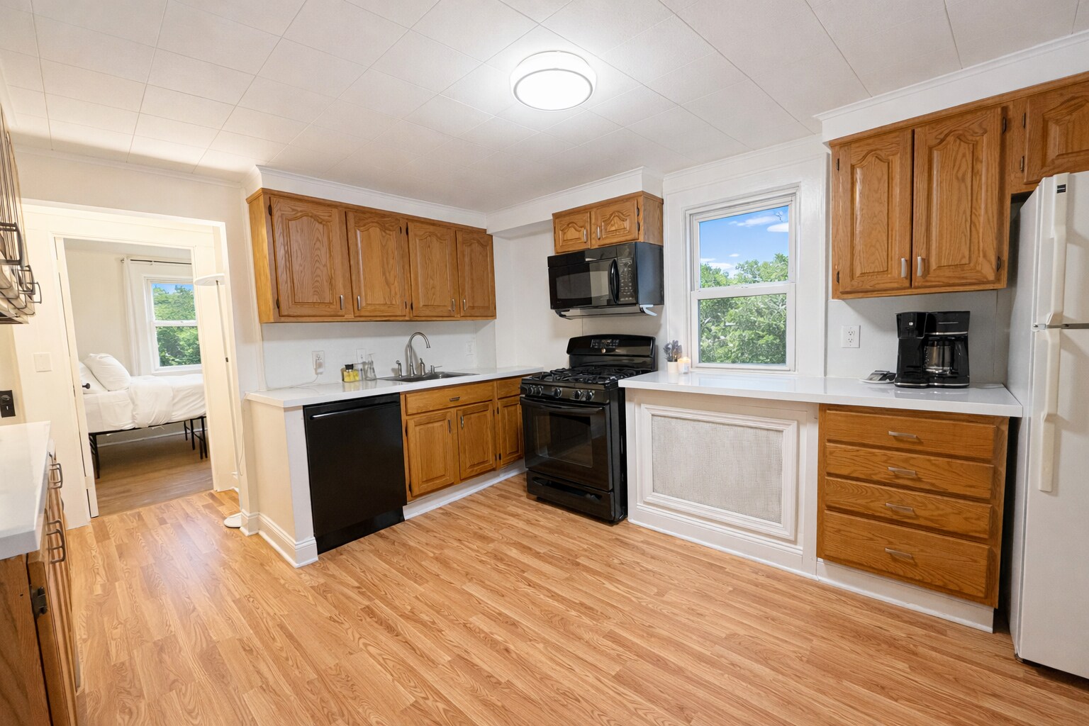 Kitchen - View 1 - 131 Livingston Ave