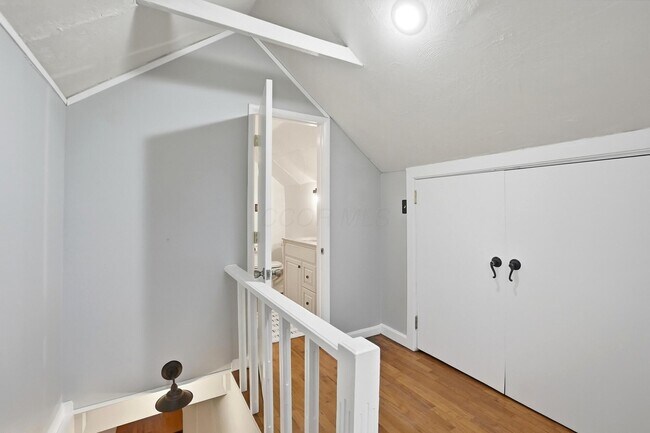 Building Photo - 2695 Bellwood Ave