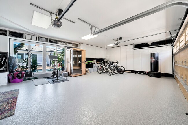 Building Photo - 1700 Galaxy Dr
