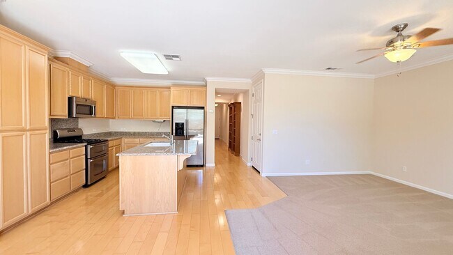 Building Photo - Beautiful 4BD/3BA, Two-Story Townhome in Alamo Creek, Danville- Available NOW!