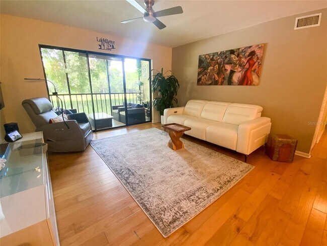 Building Photo - 3134 Lake Pine Way S