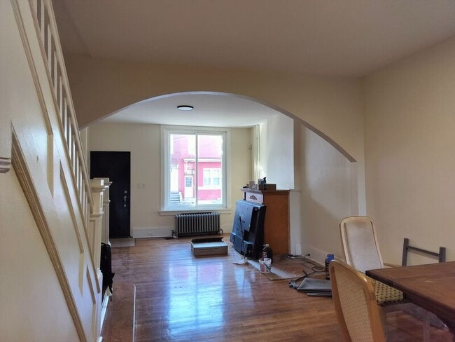 Building Photo - 148 Hamilton Ave