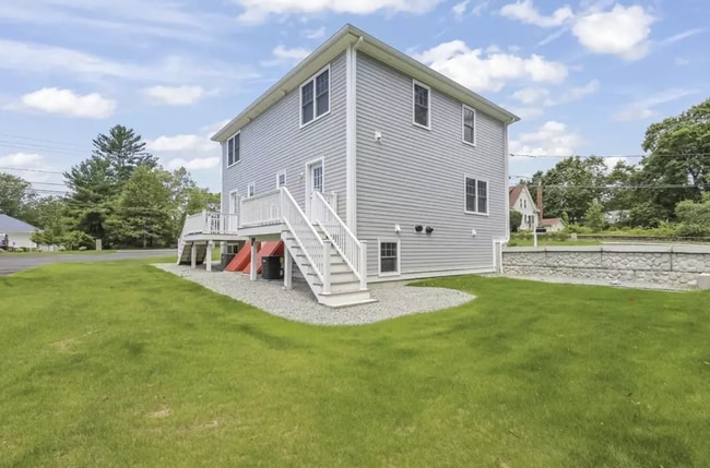 Building Photo - Beautiful 3 Bedroom 2.5 Bath Townhouse Ava...