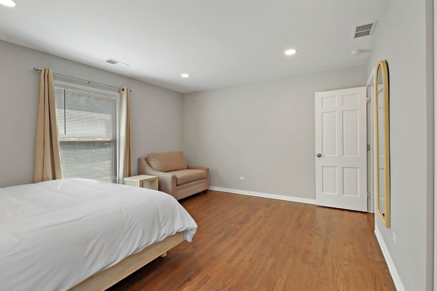 Building Photo - 1428 North Ave