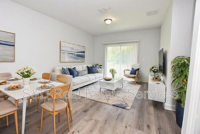 Building Photo - 525 Albatross Dr