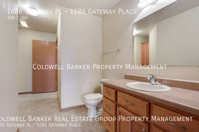 Building Photo - 1686 Gateway Pl