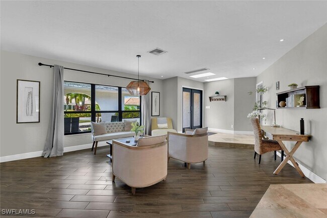 Building Photo - 167 Torrey Pines Point