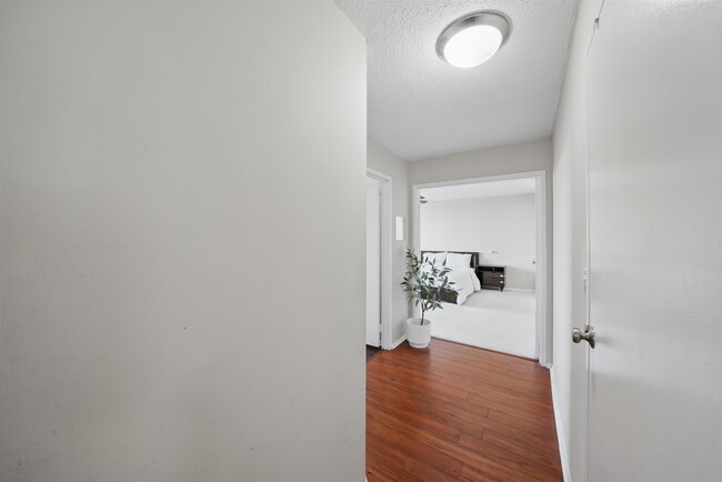 Building Photo - 1508 Harmon Cove Tower