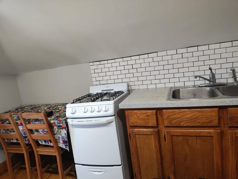 Building Photo - 5925 S Richmond St