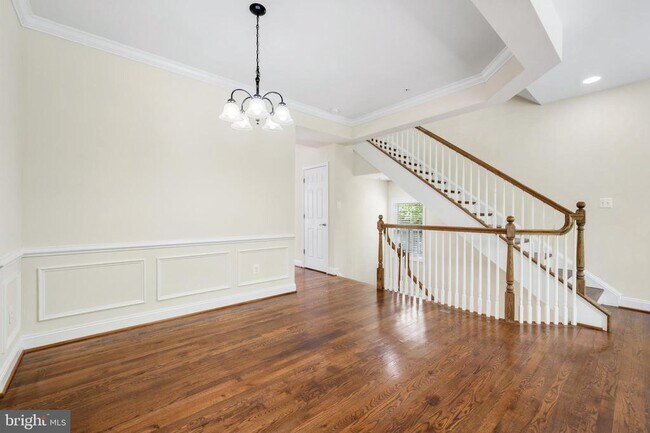Building Photo - 8341 Broderick Cir