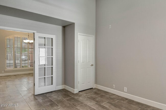 Building Photo - 4418 E Barwick Dr