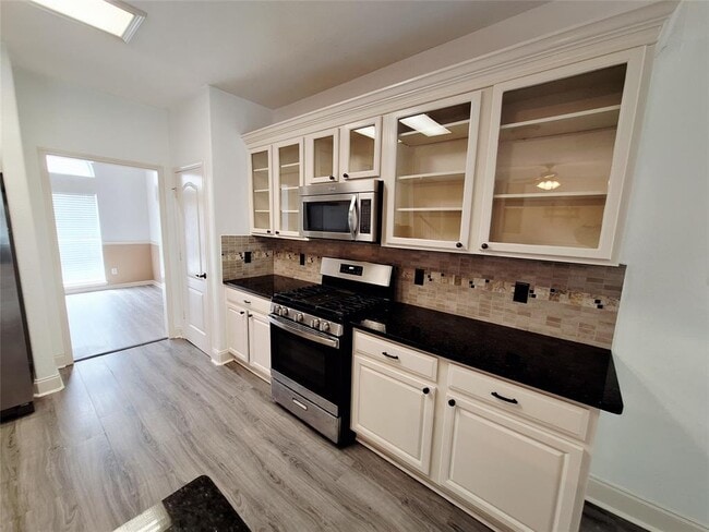 Building Photo - 2122 Wheaton Trail
