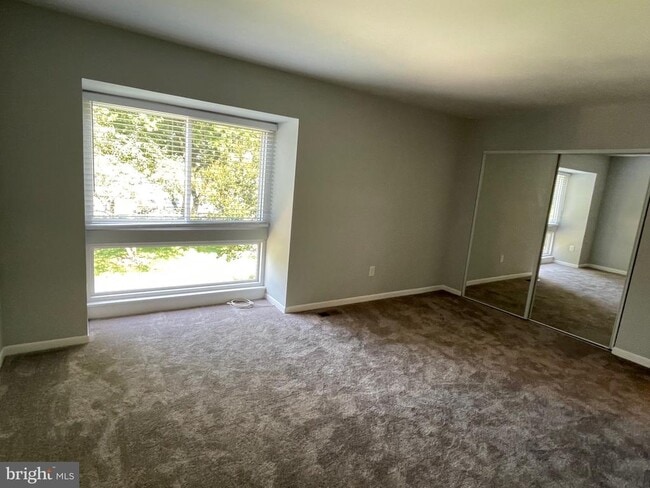 Building Photo - 1230 Gemini Dr