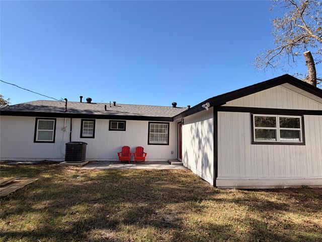 Building Photo - 605 N Davis Dr