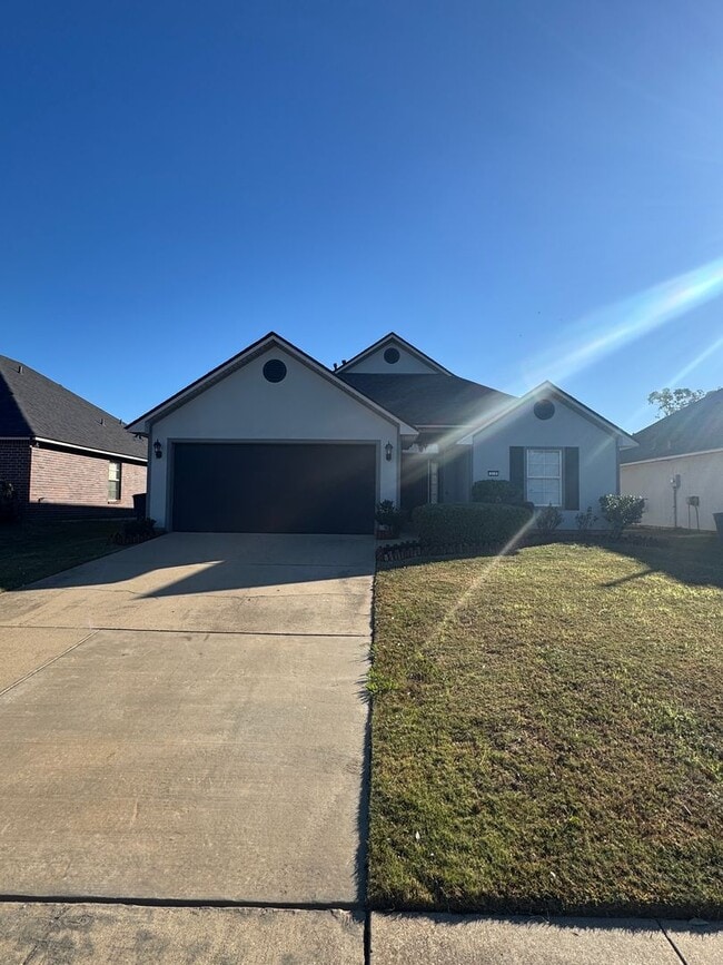 Building Photo - Rental Property in Bossier City