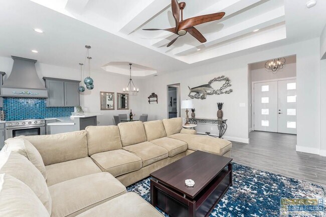 Building Photo - 86 Torrey Pines Dr