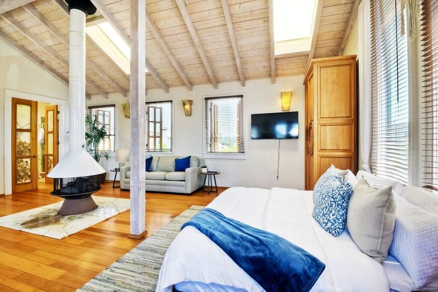 Building Photo - 1445-47 Neptune Ave