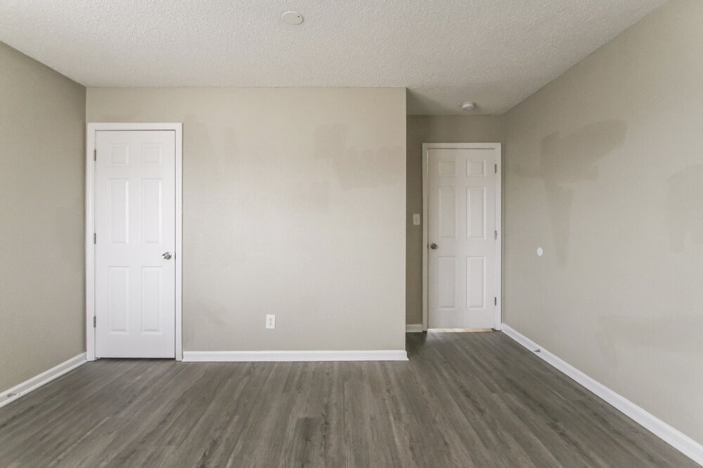 Building Photo - 607 Sweet Creek Dr