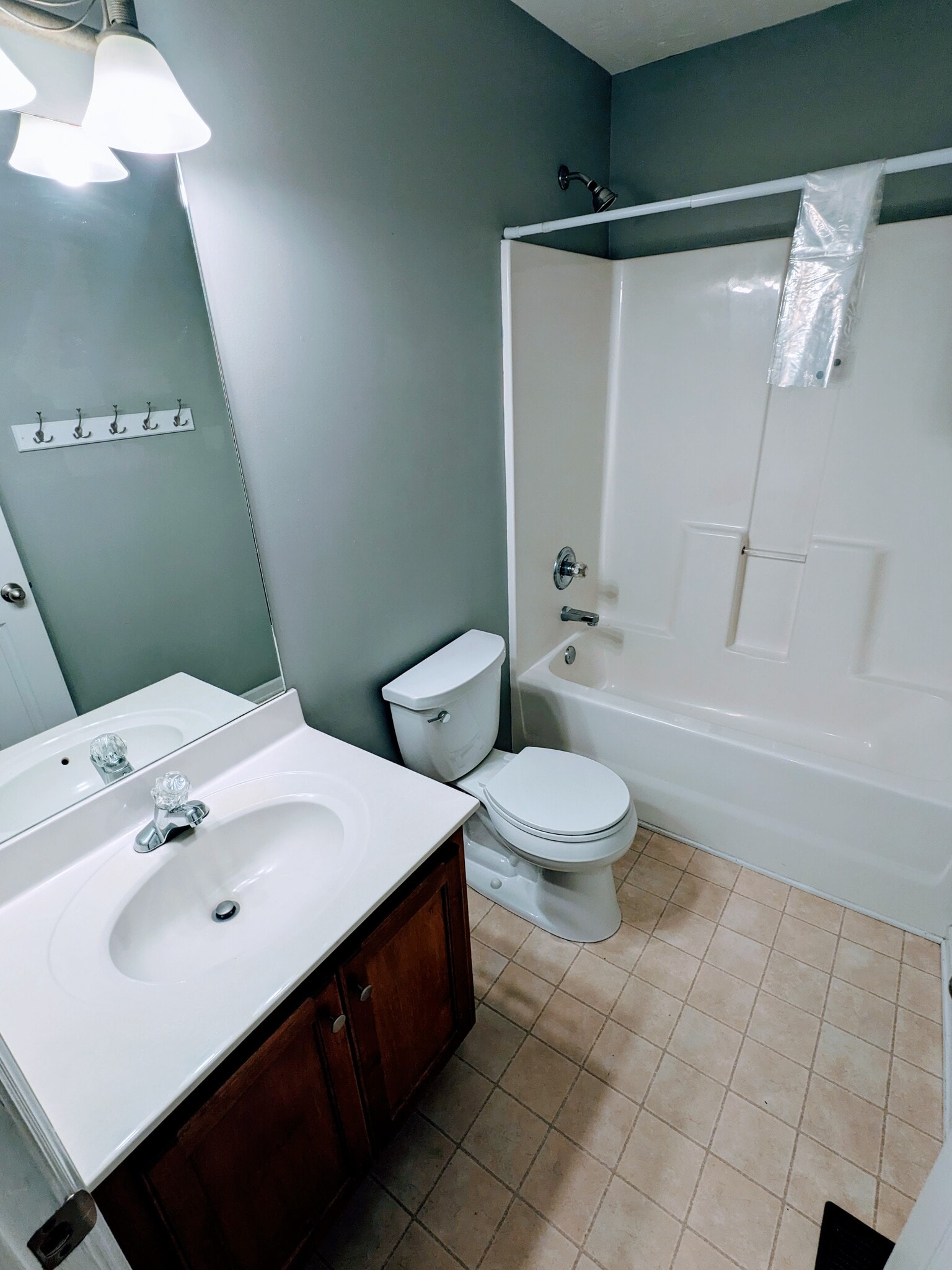 Bathroom 2 - 506 Johnstown Dr