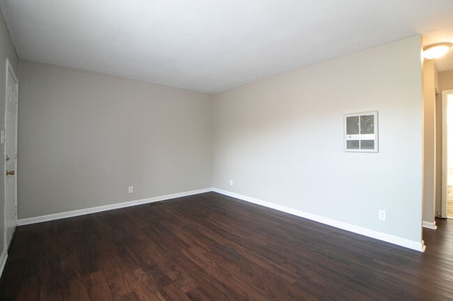 Building Photo - 1436-A McCan Drive