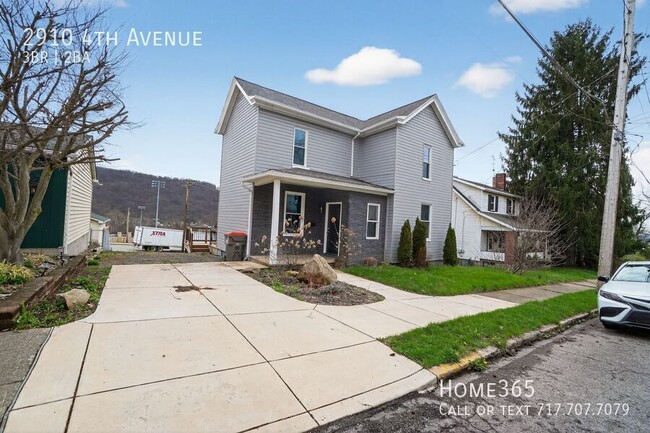 Building Photo - 2910 4th Ave