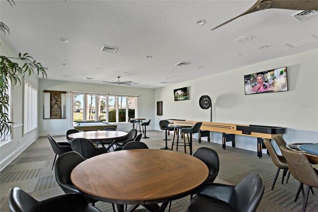 Building Photo - 5127 Tobermory Way