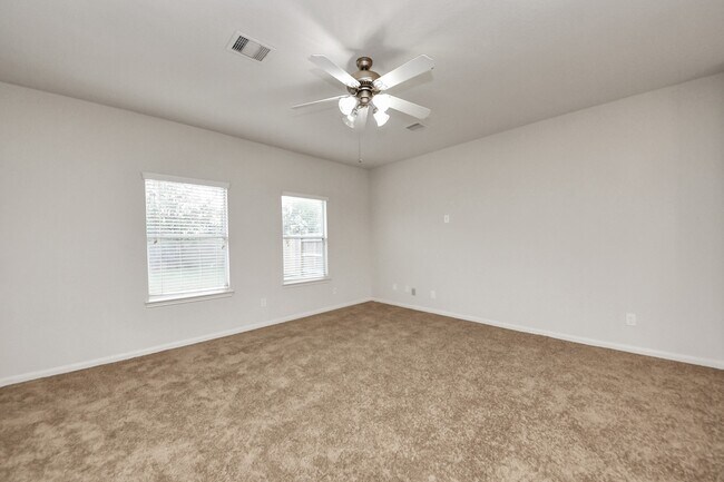 Building Photo - 6702 Albion Cresent Dr