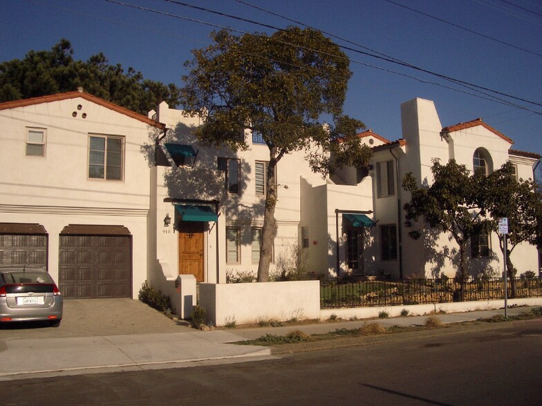 Primary Photo - 910 Castillo St