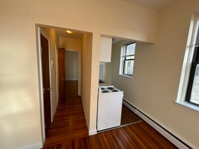 Building Photo - 64 Brighton Ave