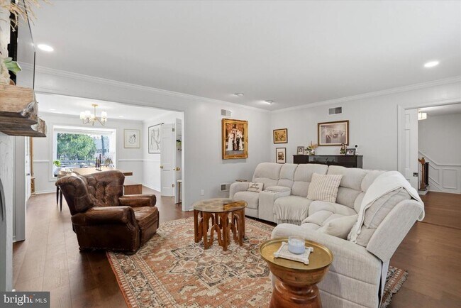 Building Photo - 1551 Duxbury Ct