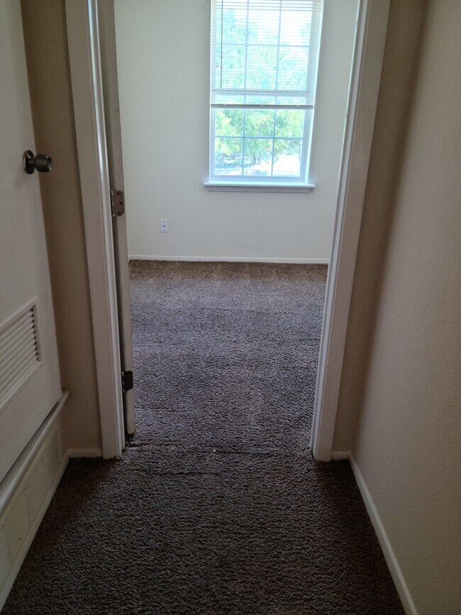 Building Photo - 4101 Flory St